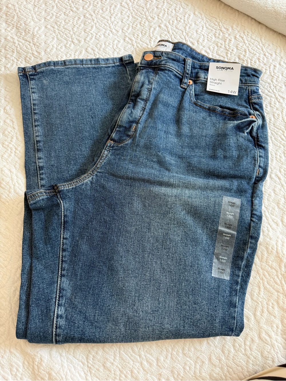 SONOMA women Straight Jeans in Medium Blue Wash